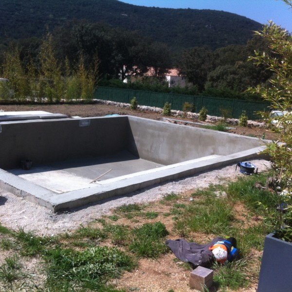 Terrassement et construction piscine